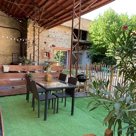Adorable Guest House « Bienvenue Chez Vous ! » Borderes-sur-l'Echez Exterior photo